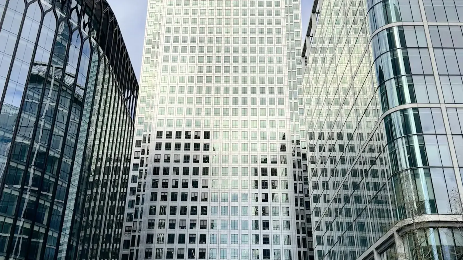 Canary Wharf towers from street level, the London alternative to registering in Dubai